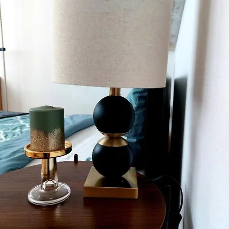 Central And Calm In Apartamento Aquisgrán