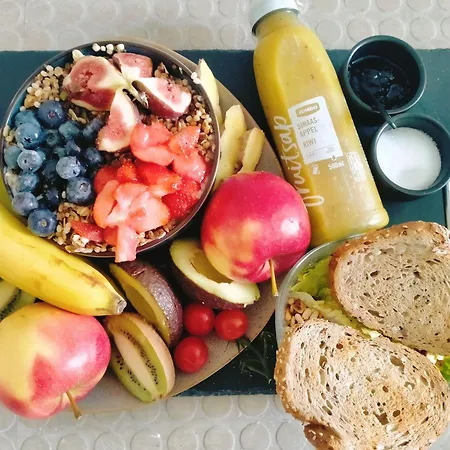 Central And Calm In Apartament